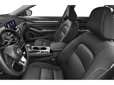 2024 Nissan Altima 2.5 SV NissanConnect featuring Apple CarPlay
