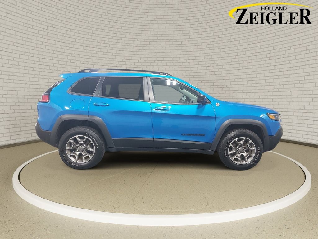 2023 Jeep Cherokee Trailhawk