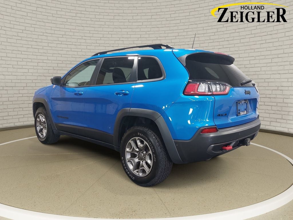 2023 Jeep Cherokee Trailhawk