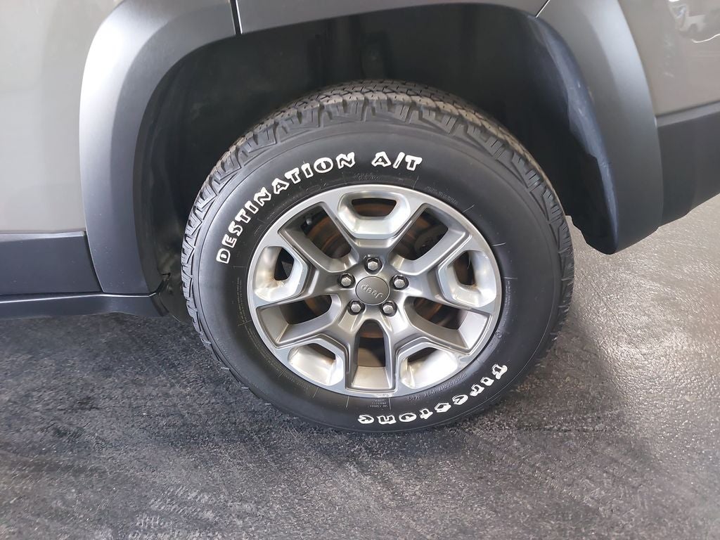 2019 Jeep Cherokee Trailhawk