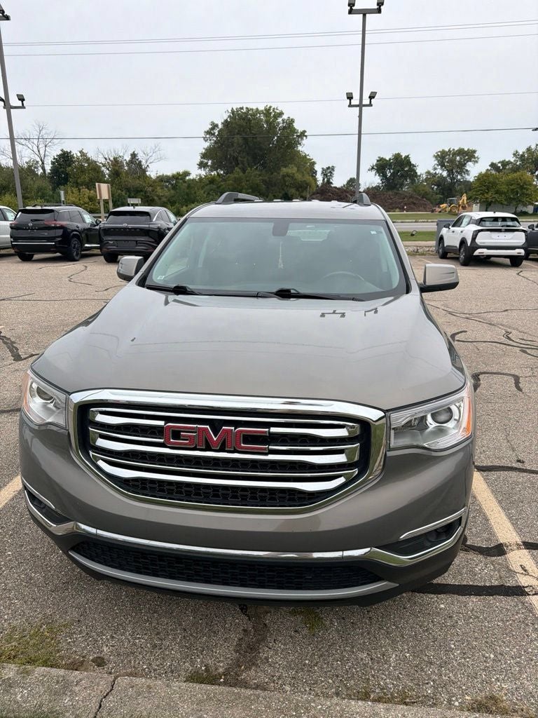 2019 GMC Acadia SLE-2