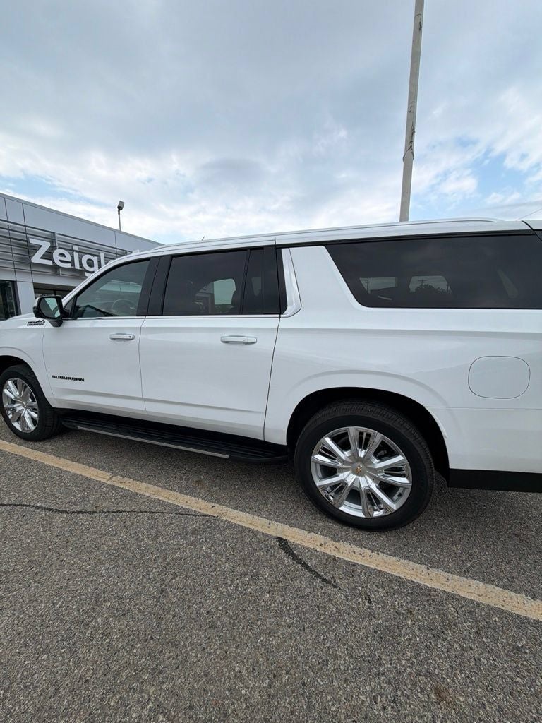 2024 Chevrolet Suburban High Country