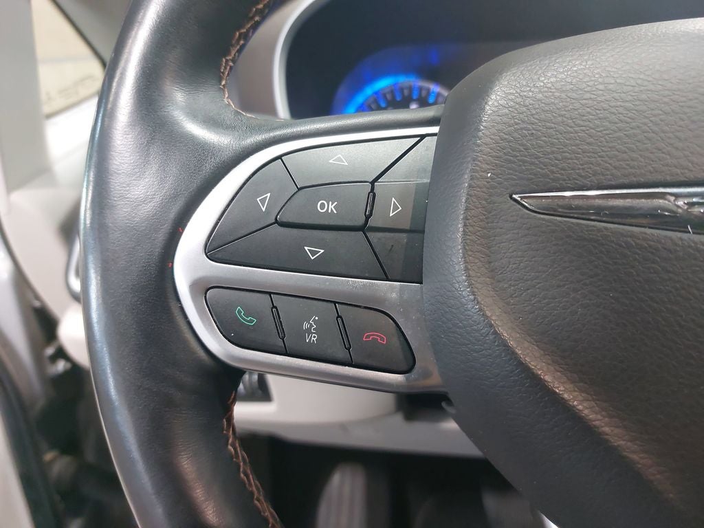 2017 Chrysler Pacifica Touring L Plus