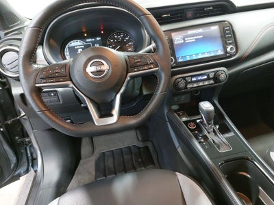 2023 Nissan Kicks SR
