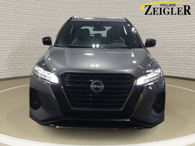 2023 Nissan Kicks SR