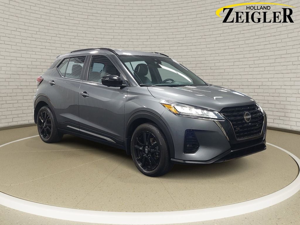 2023 Nissan Kicks SR