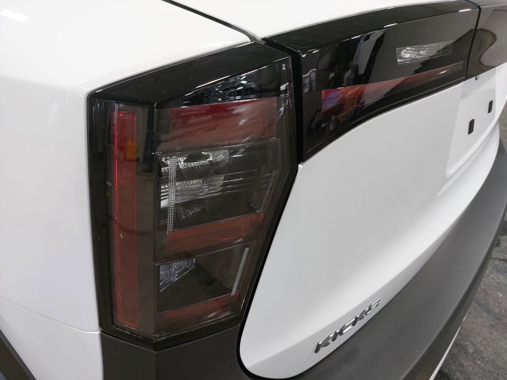 2026 Nissan Kicks S