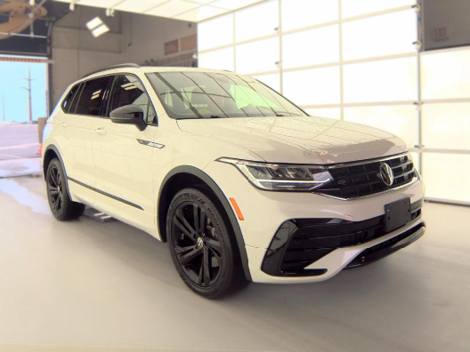 2023 Volkswagen Tiguan 2.0T SE R-Line Black