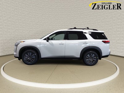 2026 Nissan Pathfinder SV