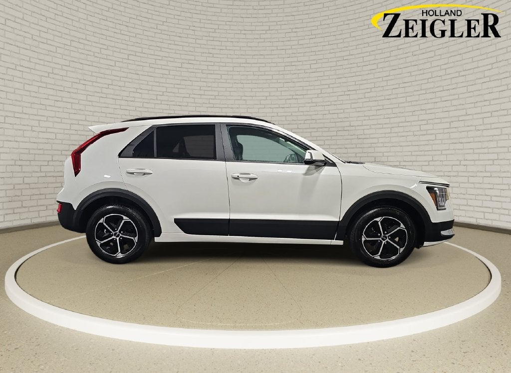 2026 Kia Niro EX