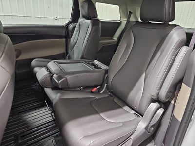 2027 Kia Carnival LXS