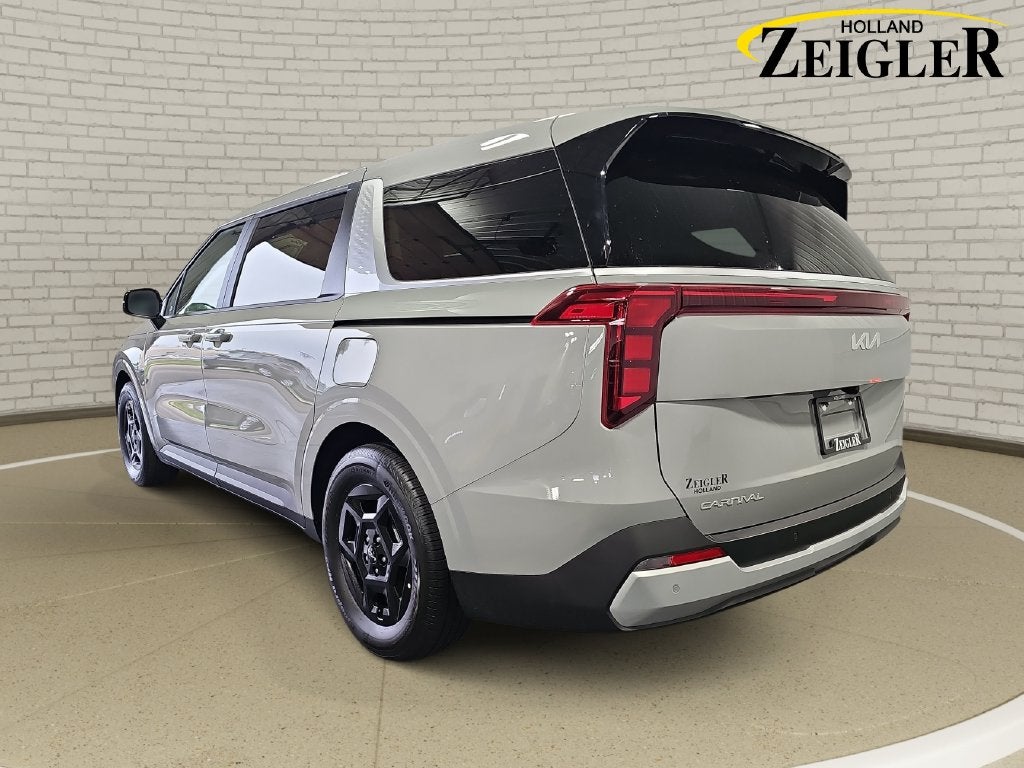 2027 Kia Carnival LXS