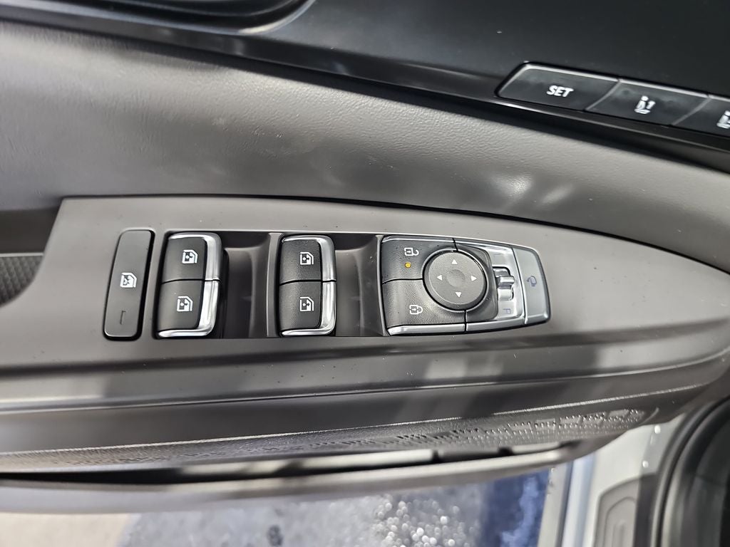 2027 Kia Carnival EX