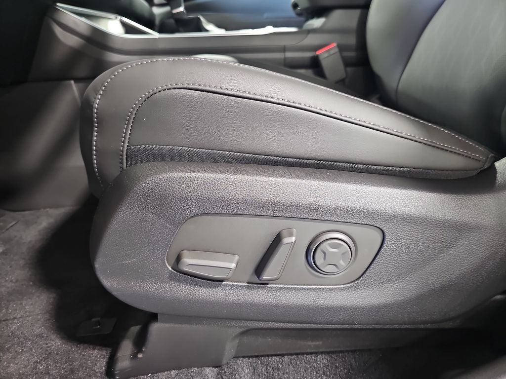 2027 Kia Carnival EX