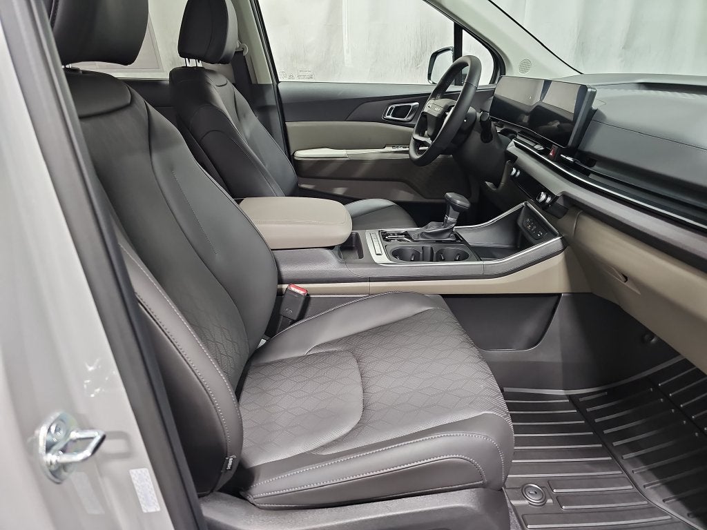2027 Kia Carnival EX