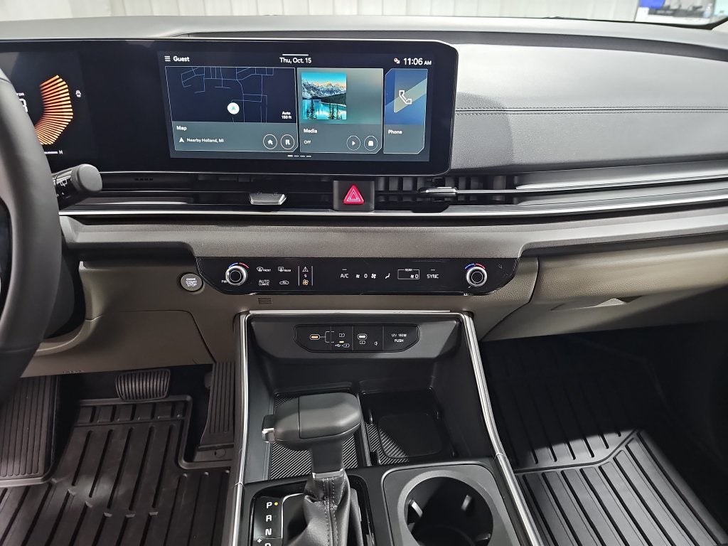 2027 Kia Carnival EX