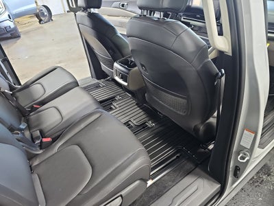 2027 Kia Carnival EX