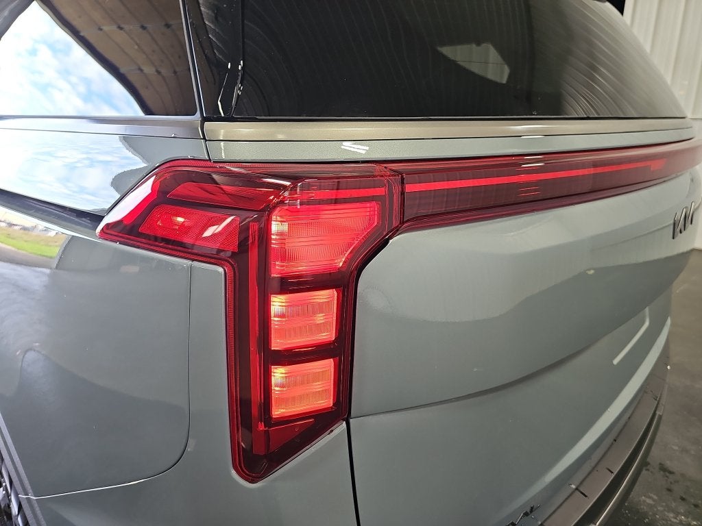 2027 Kia Carnival EX