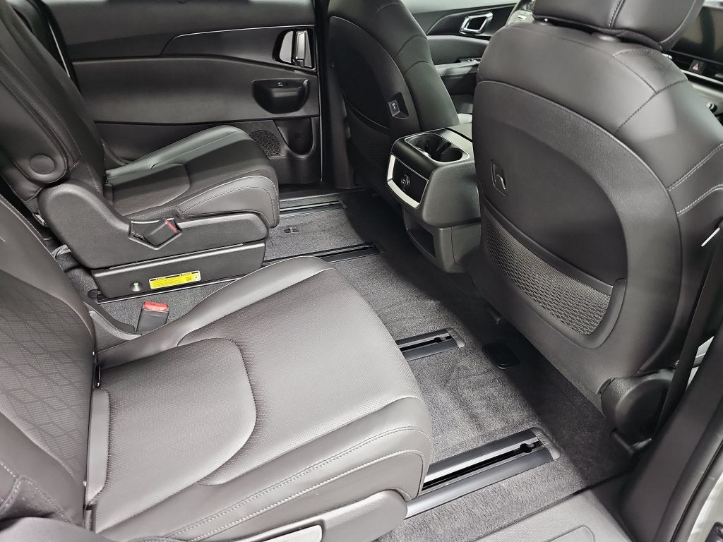 2027 Kia Carnival EX