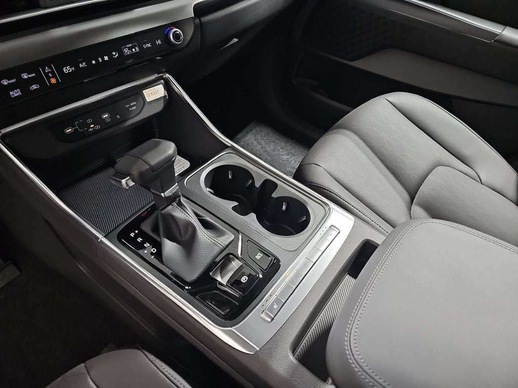 2027 Kia Carnival EX