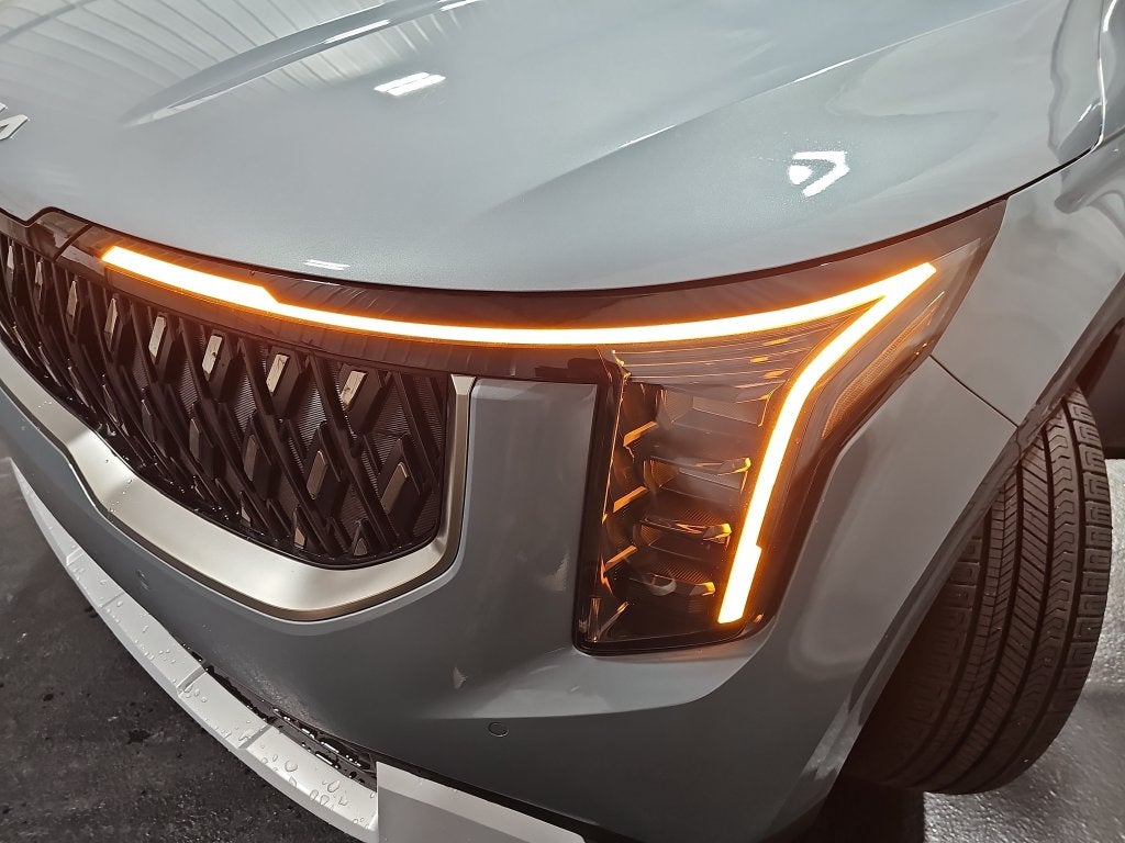 2027 Kia Carnival Hybrid EX