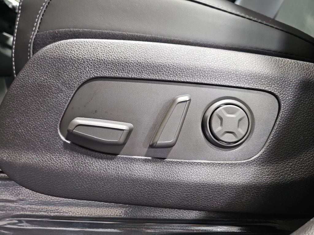2027 Kia Carnival Hybrid EX