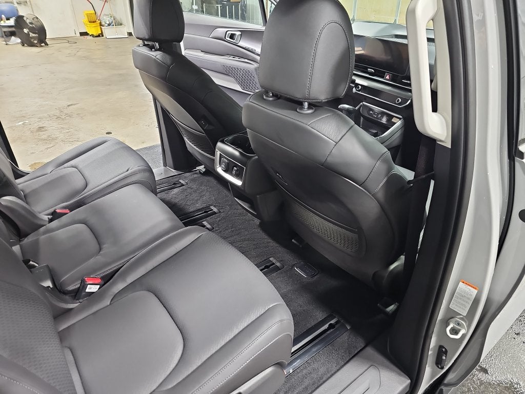 2027 Kia Carnival SX Prestige