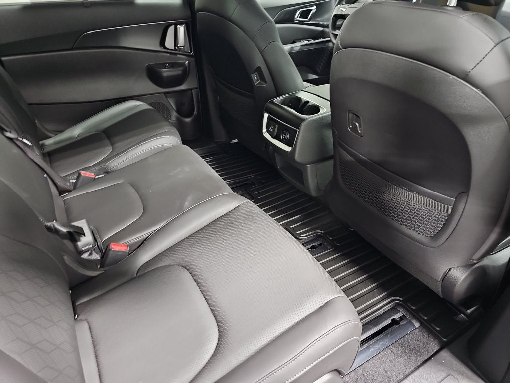 2027 Kia Carnival SX