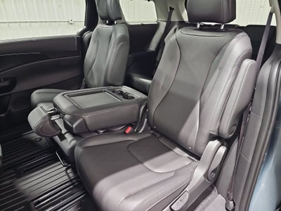 2027 Kia Carnival SX