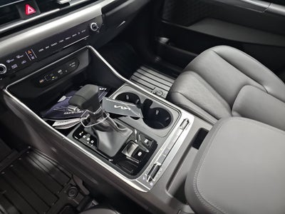 2027 Kia Carnival SX