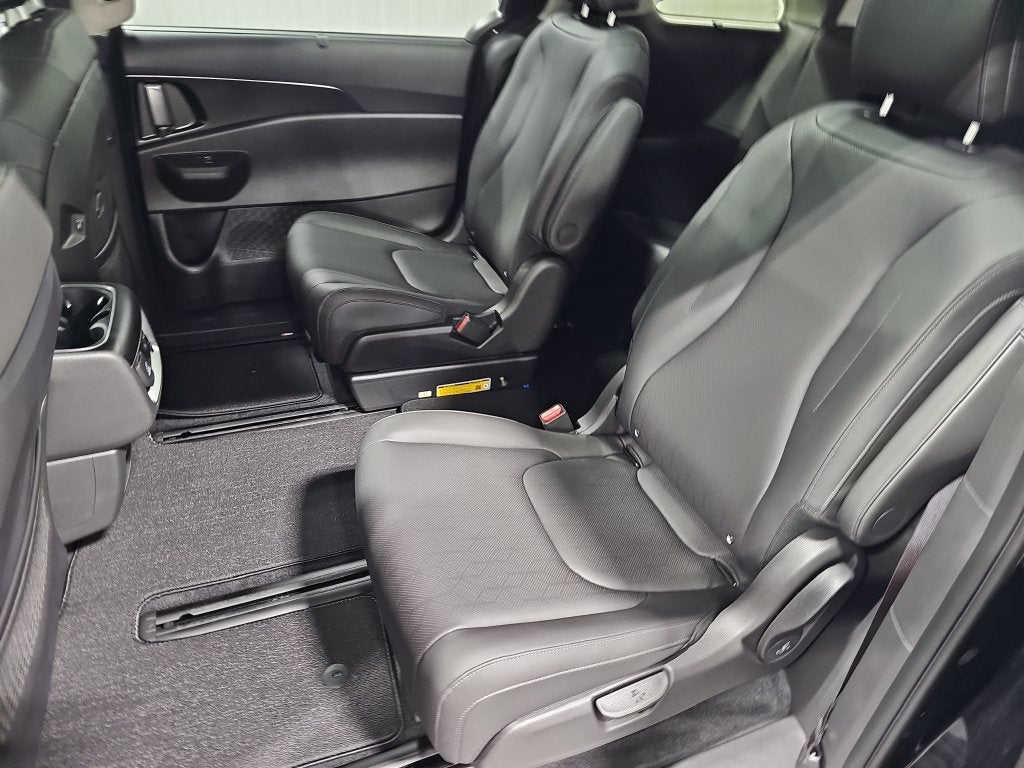 2027 Kia Carnival Hybrid SX