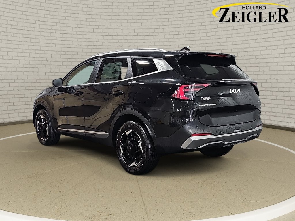 2027 Kia Sportage Hybrid EX