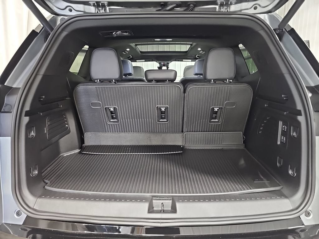 2027 GMC Acadia Denali