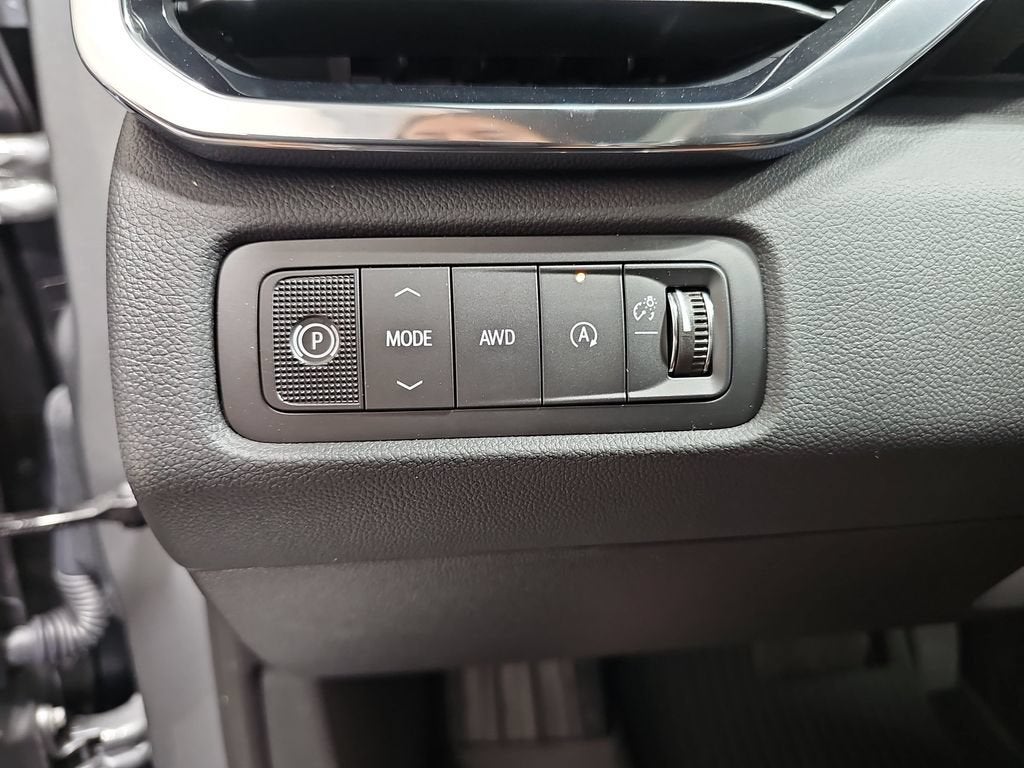 2027 GMC Acadia Denali