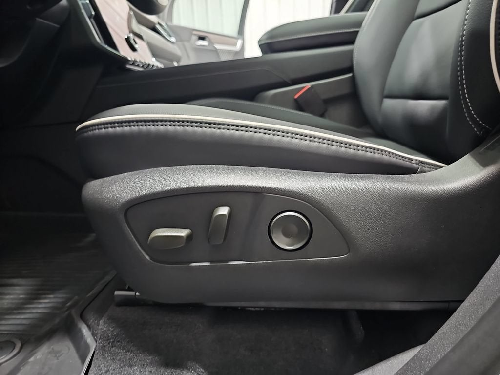 2027 GMC Acadia Denali
