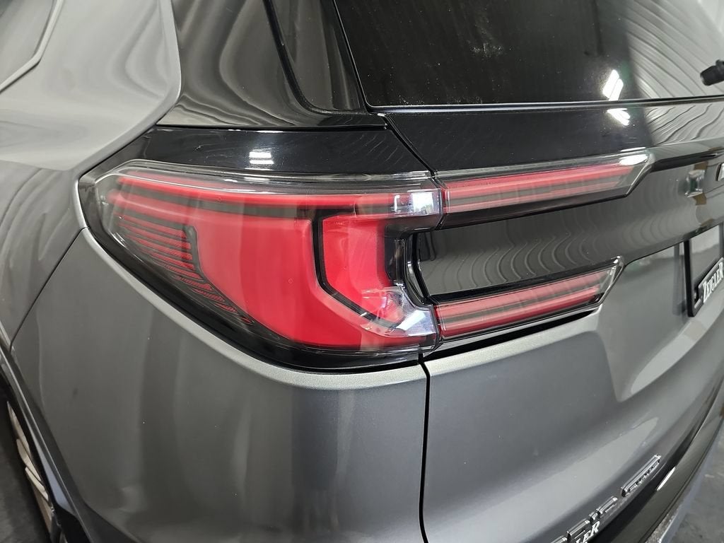2027 GMC Acadia Denali