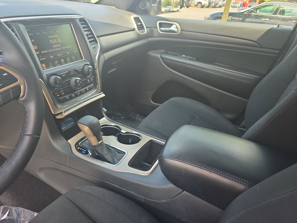 2017 Jeep Grand Cherokee Laredo