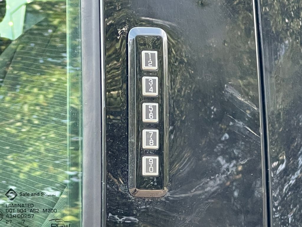 2015 Ford F-150 Base