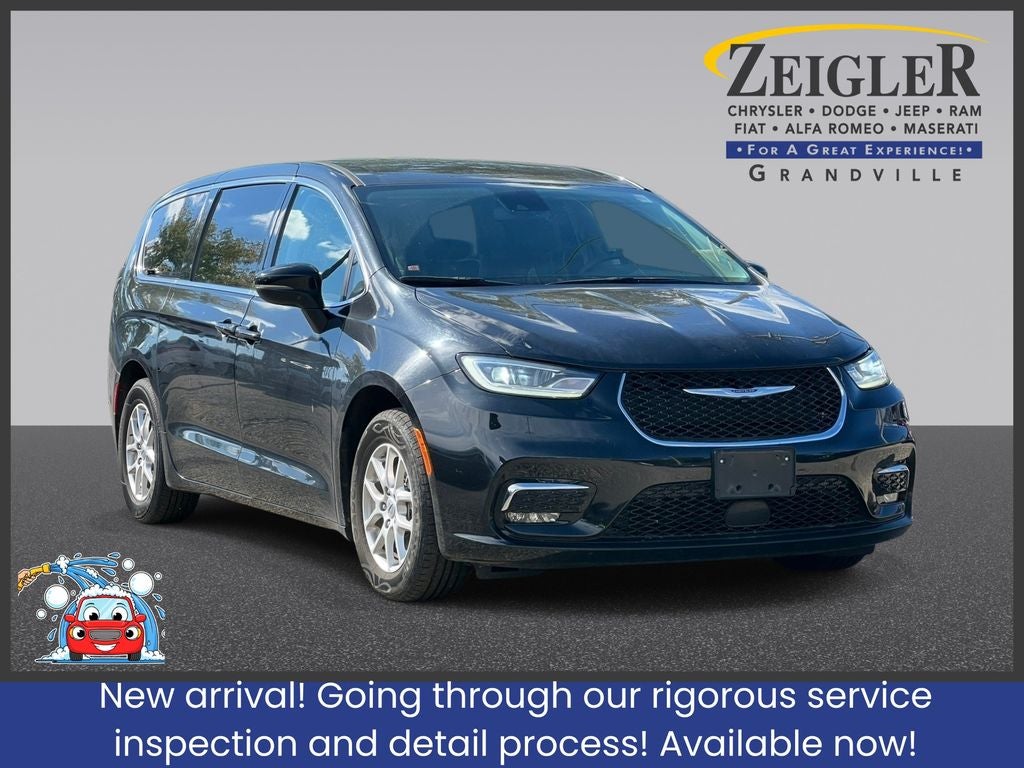 2023 Chrysler Pacifica Touring L