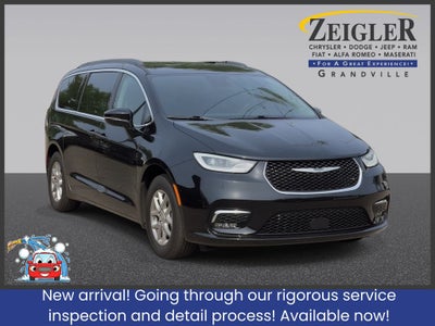 2021 Chrysler Pacifica Touring