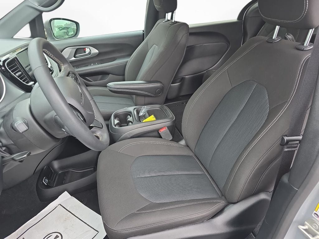 2023 Chrysler Pacifica Touring