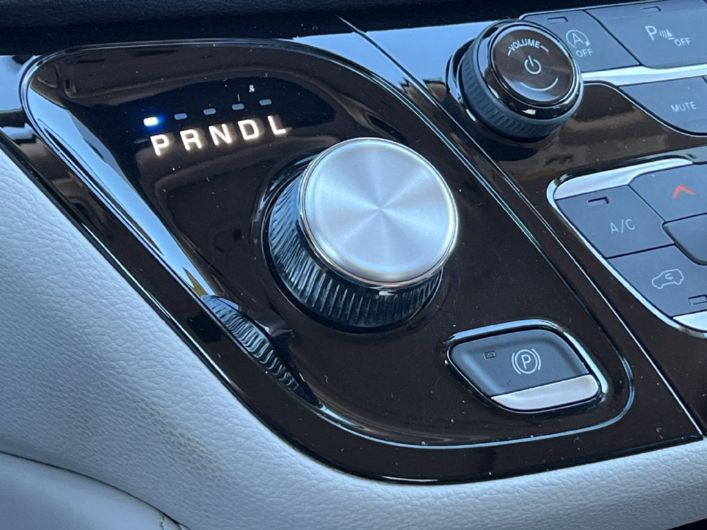 2023 Chrysler Pacifica Limited AWD