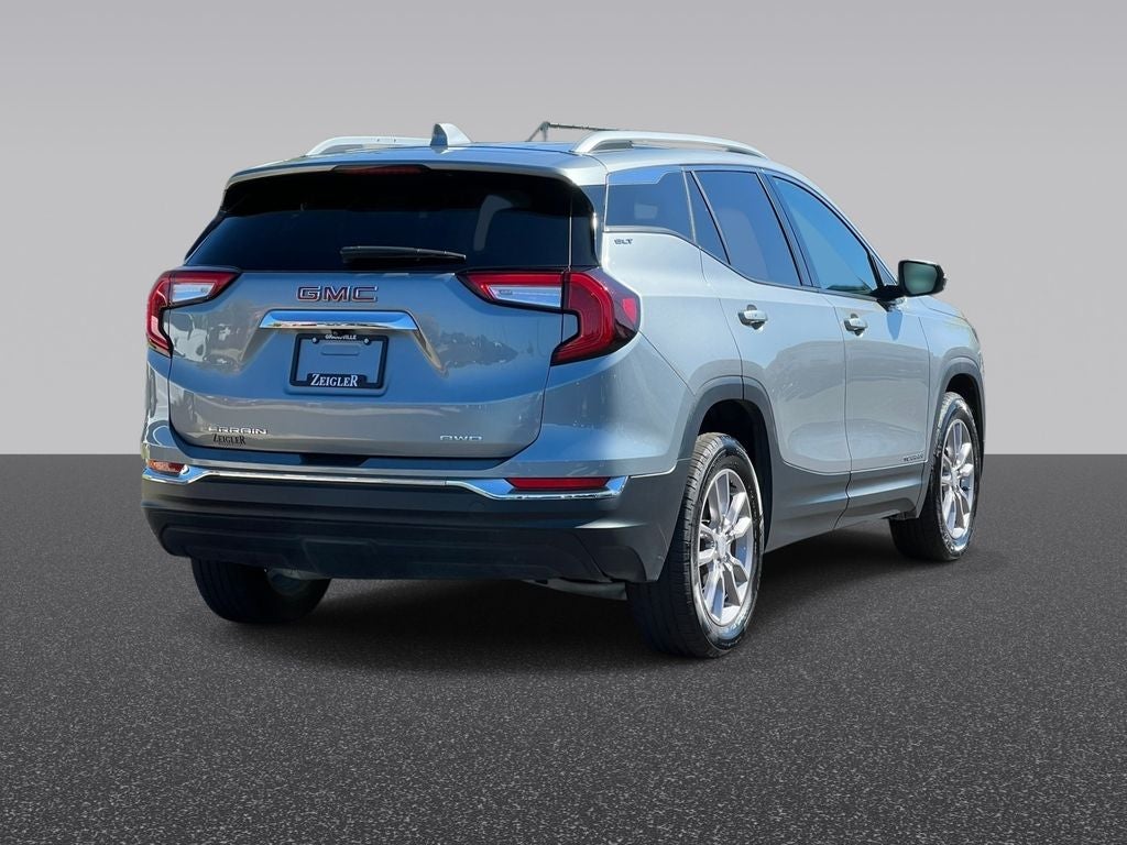 2024 GMC Terrain SLT