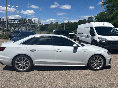 2022 Audi A4 45 S line Premium Plus quattro