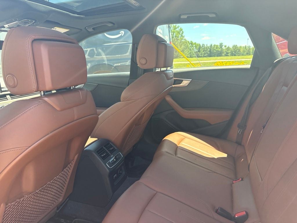 2022 Audi A4 45 S line Premium Plus quattro