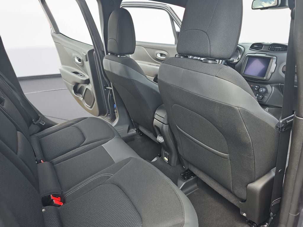 2022 Jeep Renegade Altitude