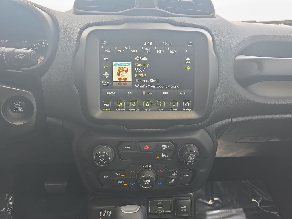 2022 Jeep Renegade Altitude