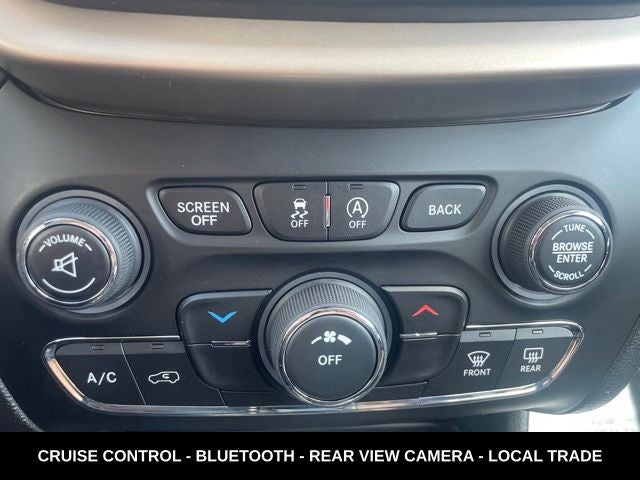 2016 Jeep Cherokee Latitude LOCAL TRADE
