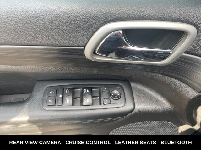 2019 Jeep Grand Cherokee Laredo E LOCAL TRADE