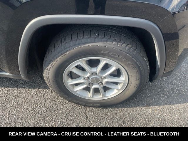 2019 Jeep Grand Cherokee Laredo E LOCAL TRADE
